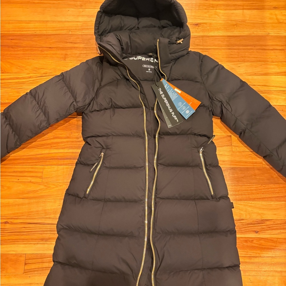 Aritzia SuperSnug Puff Cli-Matte - Black